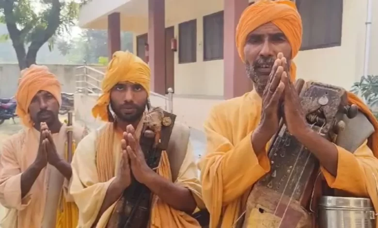 Muslim man in sadhu garb