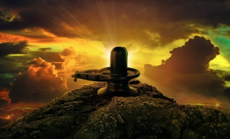 Shivling found from inside the ground
