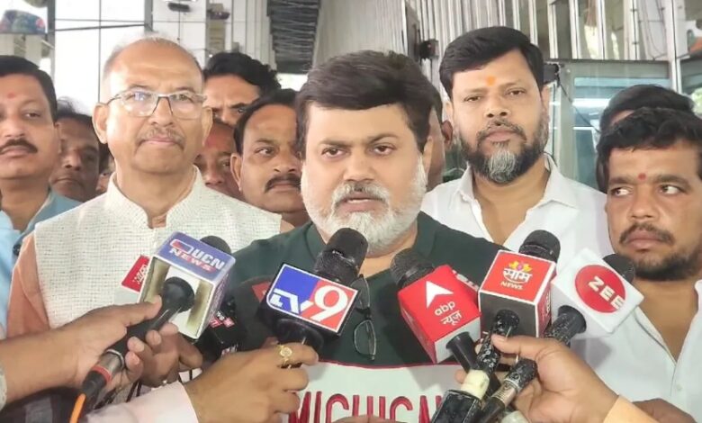 Maharashtra Political News
